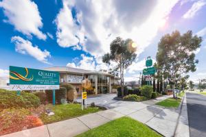 Quality Hotel Melbourne Airport - Key Points