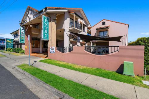 Quality Inn Grafton - About Your Stay