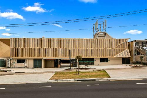 Quality Inn Sunshine Haberfield - About Your Stay