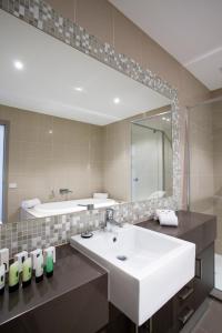 Quest Glen Waverley - Key Points