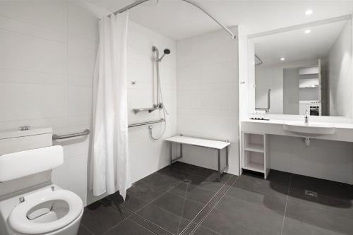Quest St Kilda Road - Key Points