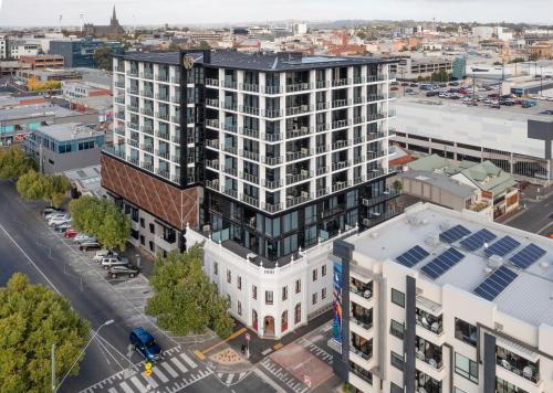 R Hotel Geelong - Key Points