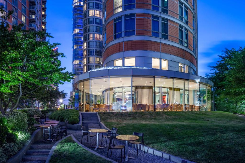 Radisson Blu Hotel, London Canary Wharf East Review