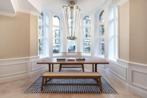 Radisson Blu Hotel, London Tottenham Court Road - Formerly Kenilworth - Key Points