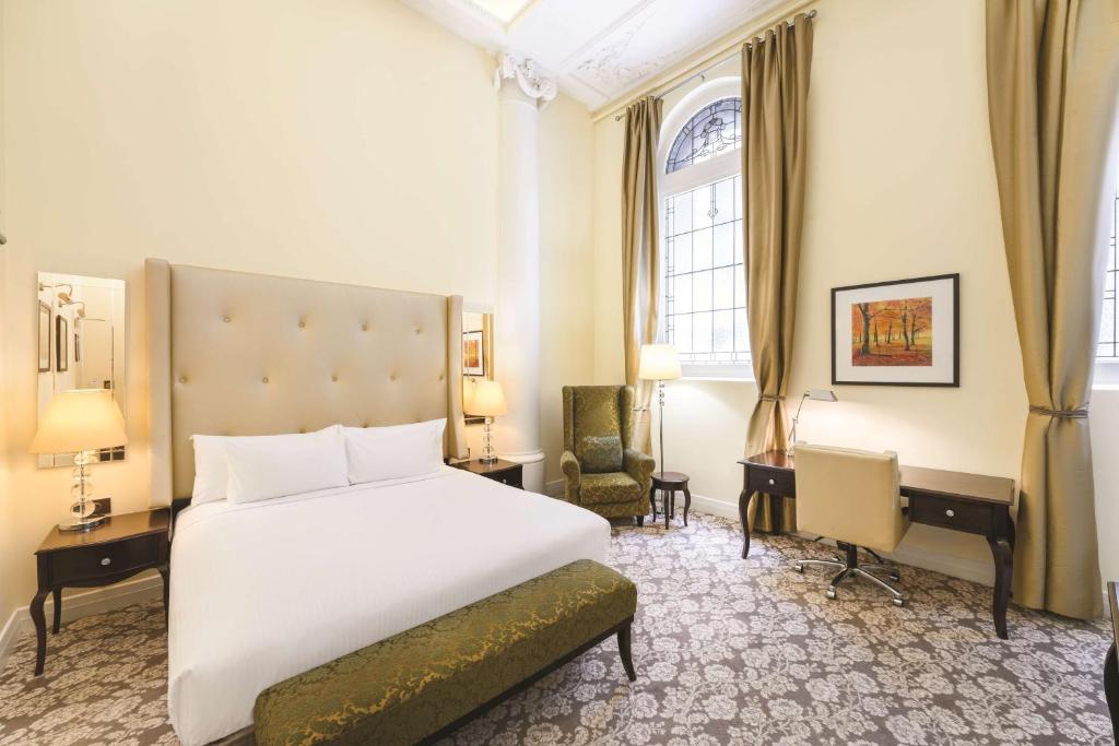 Rendezvous Hotel Melbourne Review - Hotel Overview