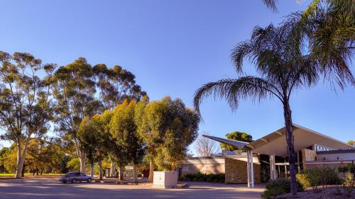 Renmark Country Club - Key Points