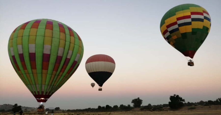 Romantic Couples Flight: Huasca De Ocampo Getaway