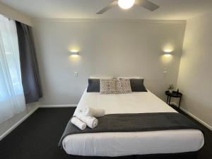 Royal Hotel Motel Scone - About Your Stay