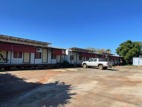 Royal Mail Hotel - Meekatharra - About Your Stay