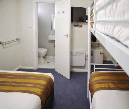 Selwyn Star Lodge - About Your Stay