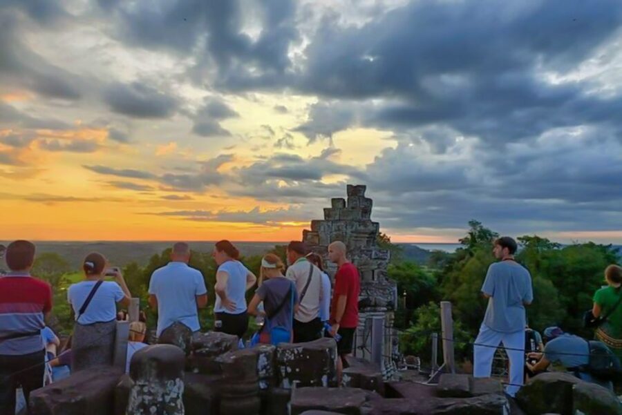 Siem Reap: Angkor Wat 2-Day Tour With Sunrise and Sunset - Tour Overview and Pricing