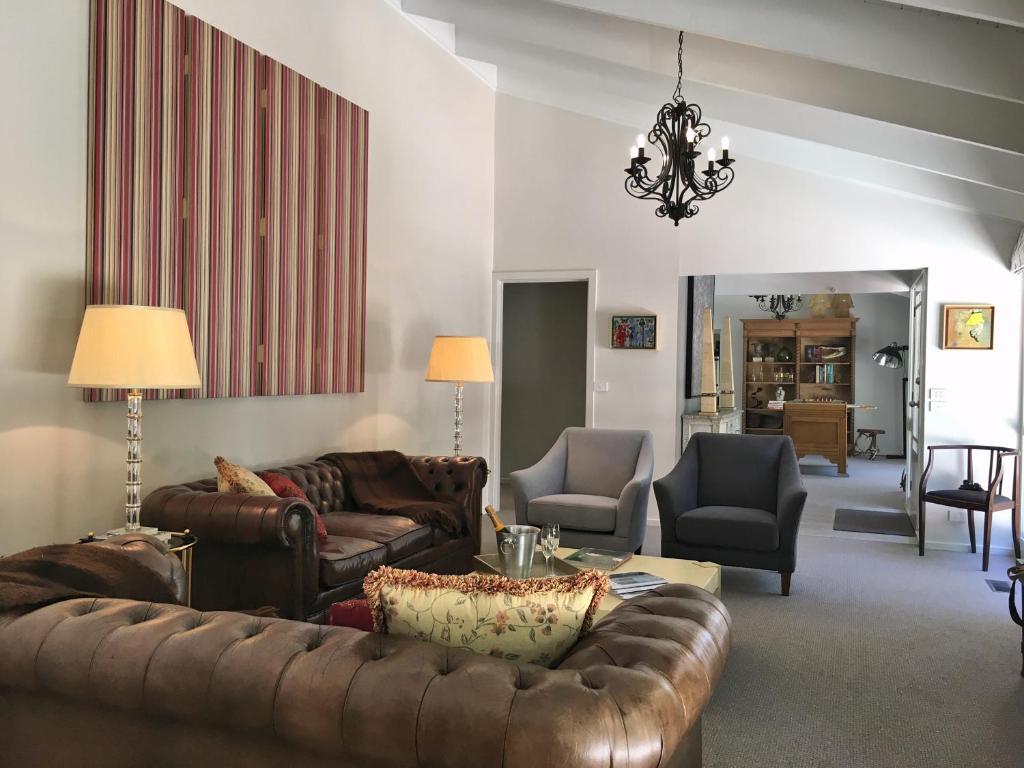 Silverwood House Review