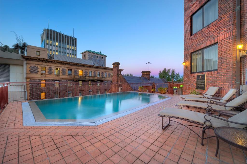 Sir Stamford Circular Quay Review