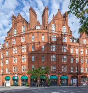 Sloane Place - Key Points