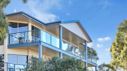 Sorrento Apartments Merimbula - About Your Stay