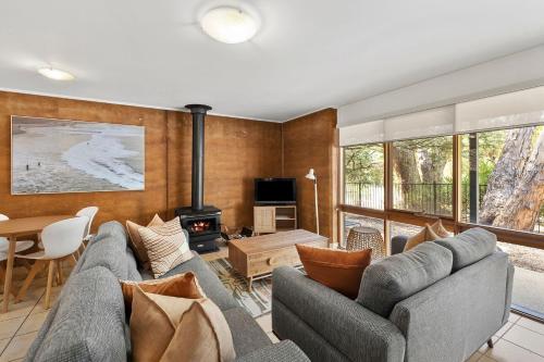 Split Point Cottages - Key Points