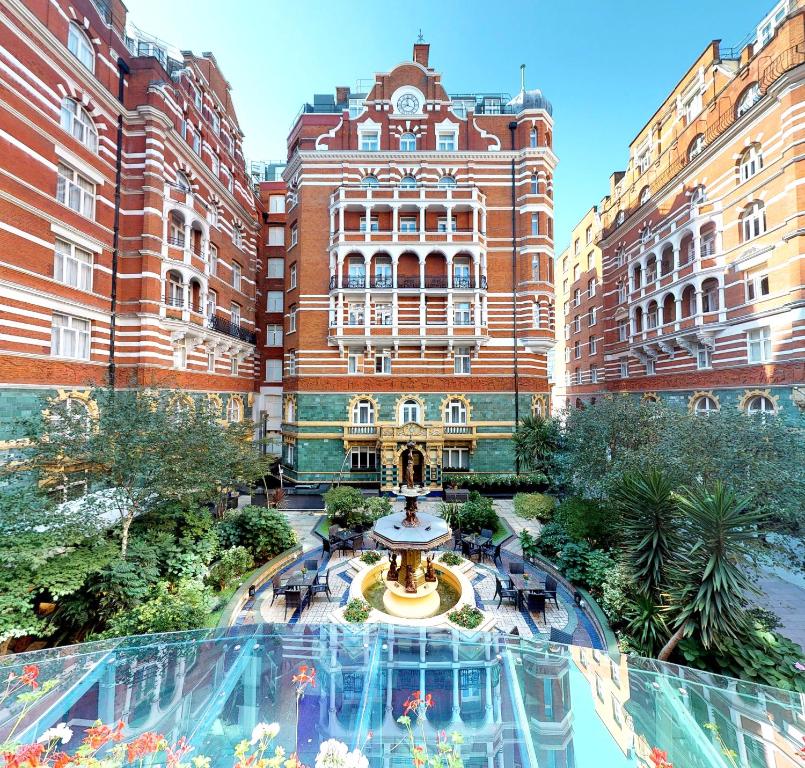 St. James Court, A Taj Hotel, London Review