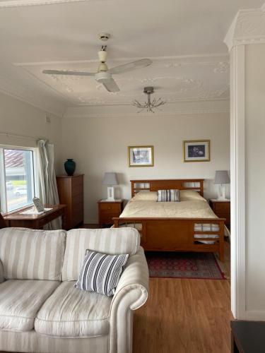 Stellas Dromana Hotel Review