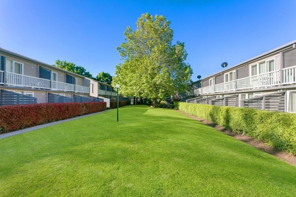 Summer East Apartments Review