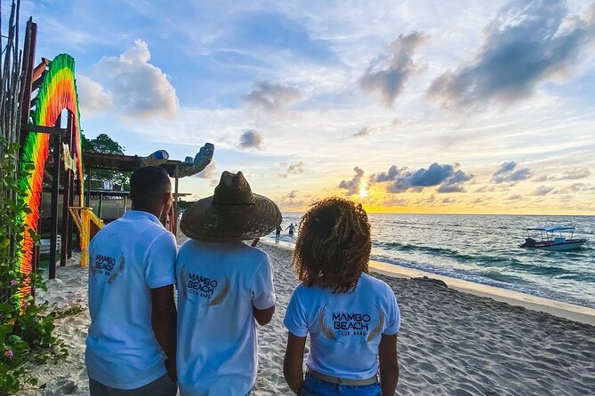 Sunset Excursion Playa Blanca Baru and Bioluminescent Plankton - Pickup and Transportation