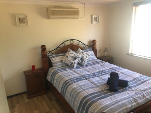Superior Reef to Range - About Your Stay