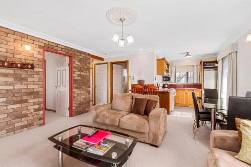 Swansea Cottages & Lodge Suites - Key Points