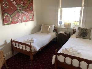 The Corner Hotel Alexandra - Key Points