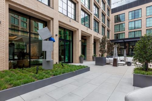 The Crescent Hotel, Fort Worth - About Your Stay