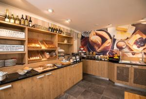 The Heart of Weesp - About Your Stay