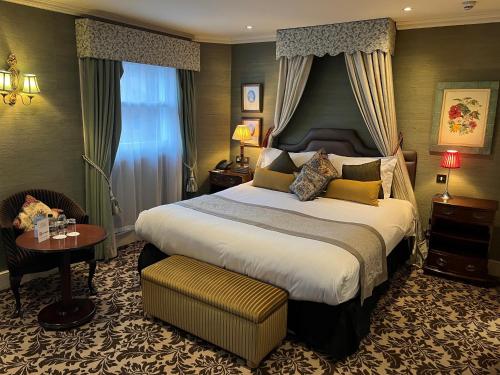 The Leonard Hotel - Key Points