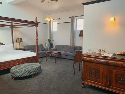 The Macquarie Hobart - Key Points