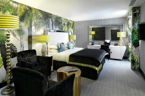The Mandeville Hotel - Key Points