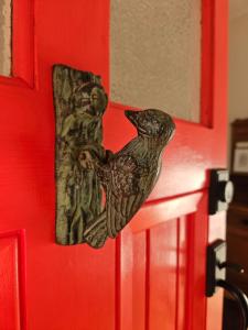 The Old School Romantic Stay Adelaide Hills - About Your Stay