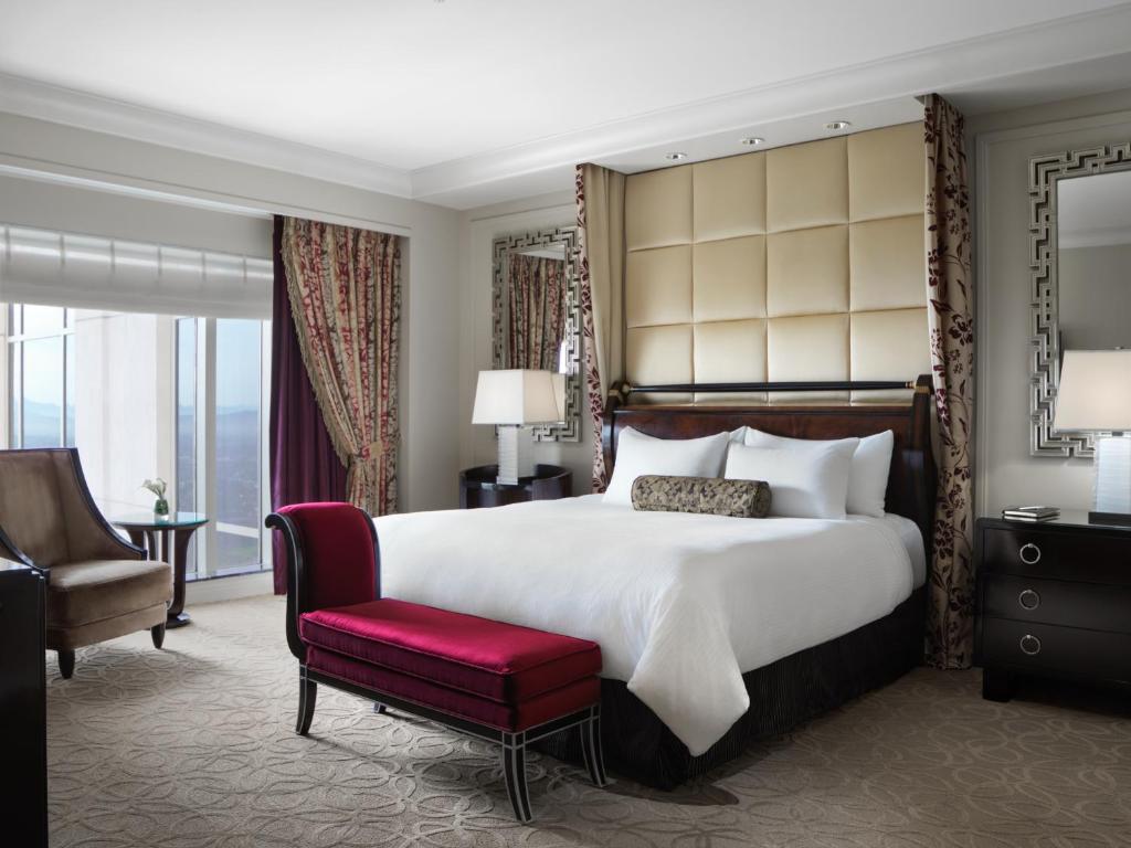 The Palazzo at The Venetian Resort Hotel & Casino by Suiteness - About Your Stay