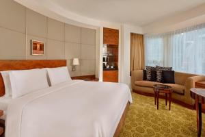 The Park Tower Knightsbridge, a Luxury Collection Hotel, London Review