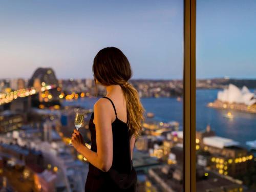 The Sebel Quay West Suites Sydney - Hotel Highlights and Ratings