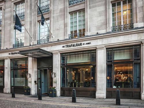 The Trafalgar St. James, London Curio Collection by Hilton - Key Points