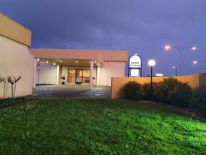 Tower Motor Inn - Key Points