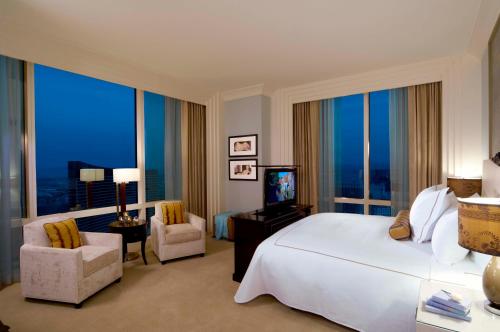 Trump International Hotel Las Vegas - About Your Stay