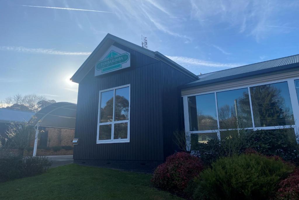 Tumbarumba Motel & Elms Restaurant - About Your Stay
