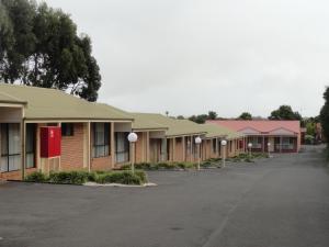 Victoria Lodge Motor Inn & Apartments - Key Points