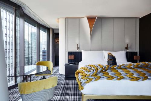 W Melbourne Hotel Review - Key Points