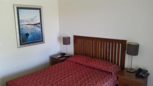 Walkabout Lodge - About Your Stay