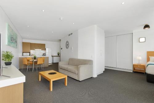 Wallaroo Marina Sea Vu Apartment - Key Points