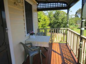 Walnut Cottage via Leongatha - Key Points