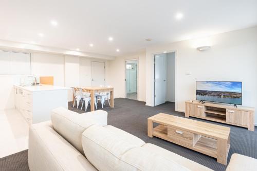 Warners Bay Apartments - About Your Stay