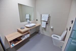 Waterfront Apartments - Key Points