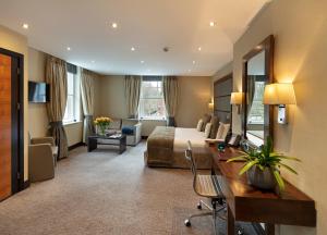 Wellington Hotel by Blue Orchid - Key Points