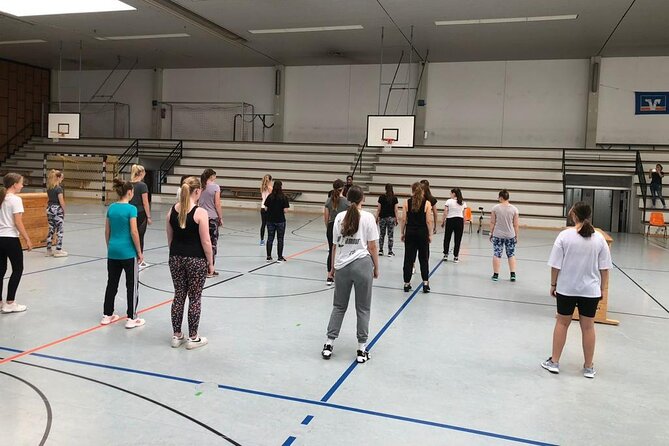 01 - 1-Hour Samba Class in Rio De Janeiro - Instructor Experience