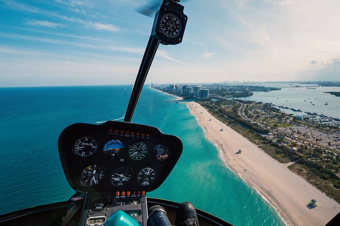 1 Hour Luxury Miami Private Helicopter Tour